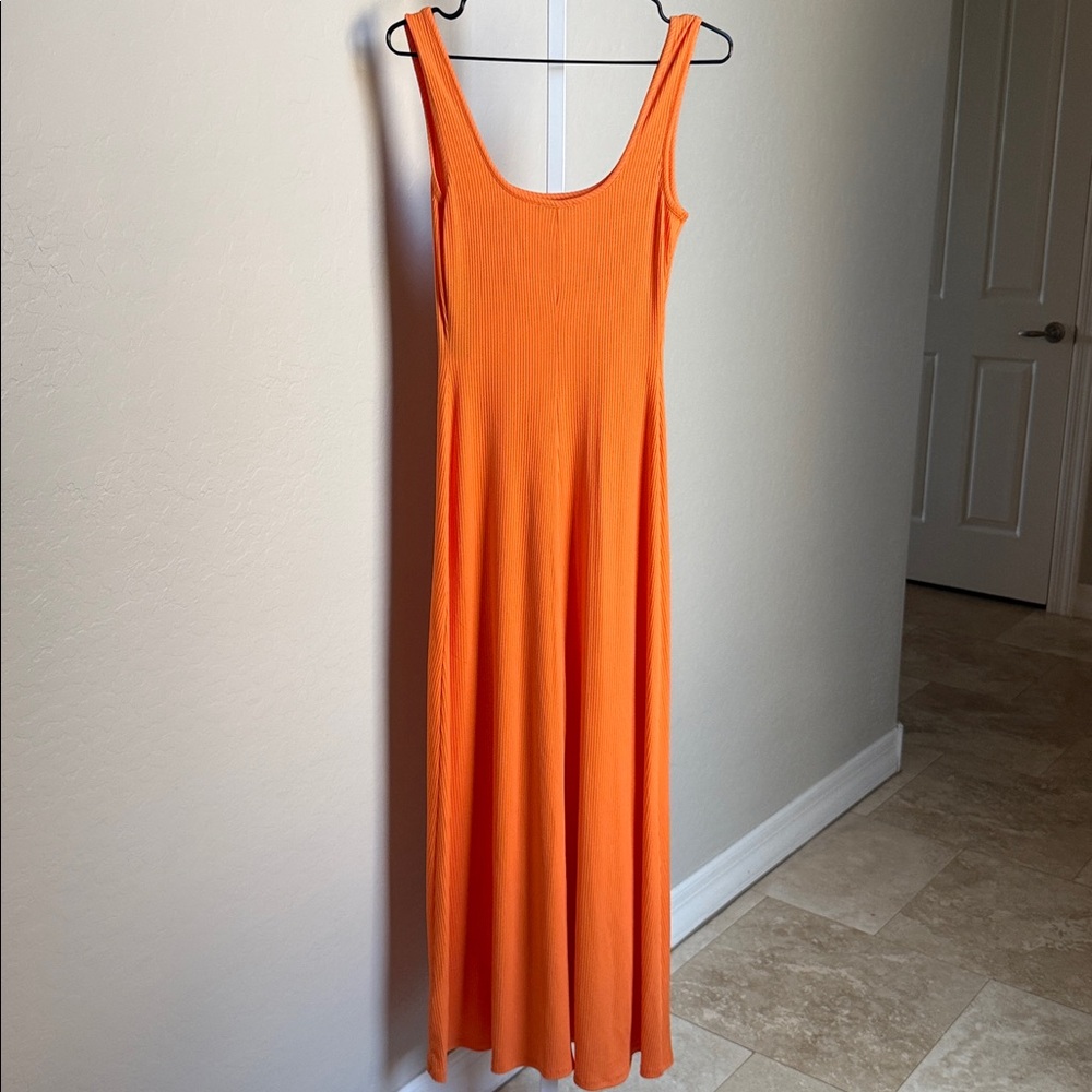 bebe V-neck Tank Ribbed Maxi Dress in Melon NWT - Picture 4 of 8